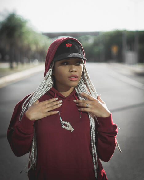 Angie Gunz photoshoot | vizual gee